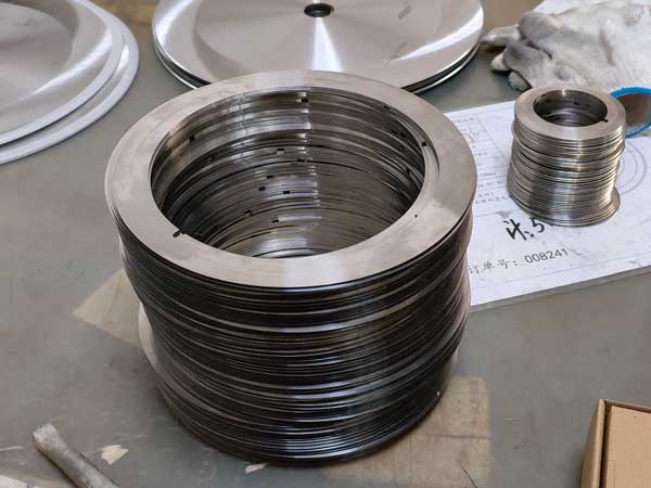 Machines voor het snijden van wolfraamcarbide Messen industri&euml;le cirkelvormige messen voor het snijden van karton voor fabrieken 3