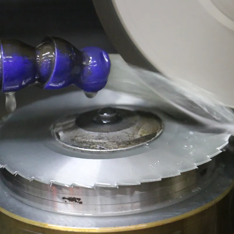 OEM / ODM Geraasde boogvorm Flexoprinting En Slotting Grof kartonmachine Blade Karton snijden 9